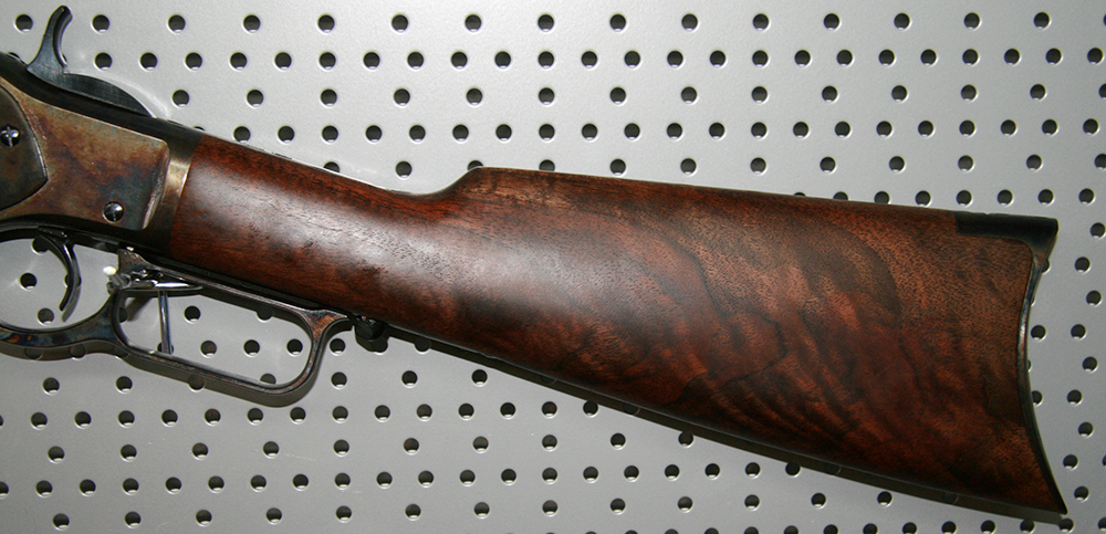 Winchester_M73-Sporter_1873-Octagon-Colour_375Mag-UHB_bayerwald-jagdcenter.de_0.jpg